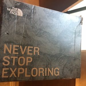 North face snow boats